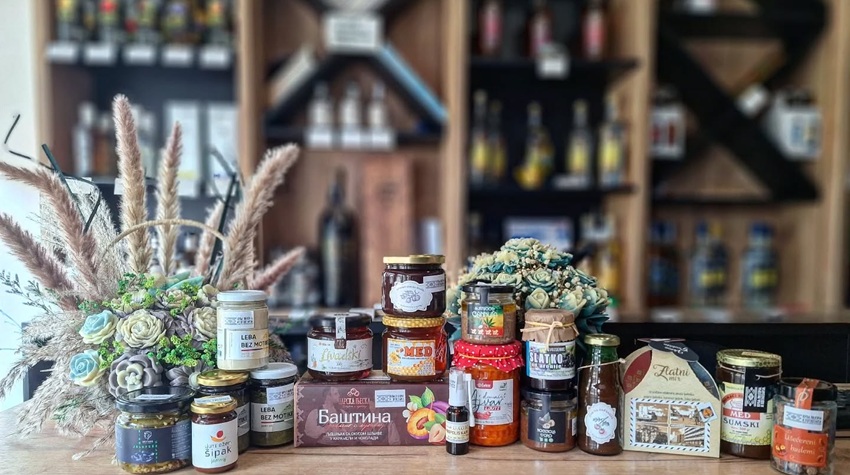 HOUSE OF LIJEVČE AND POTKOZARJE - AN AUTHENTIC EXPERIENCE OF TRADITION AND LOCAL PRODUCTS